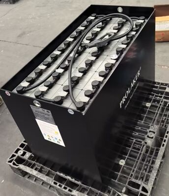 Zastosowane baterie trakcyjne ołowiano-kwasowe Bateria 48V 600Ah dla wózków widłowych HELI CPD20 z wtyczką REMA160