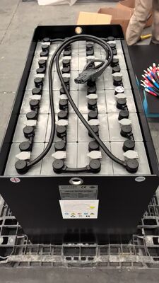 50% OFF Bateria ołowiano-kwasowa 48V 600Ah dla wózków widłowych HELI CPD20 z wtyczką REMA160