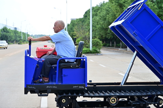 3000kg 20,1kw / 2600r/min Moc silnika GF3000 Tracked Dumper Wysokiej Wydajności Maszyna do zbioru durianu