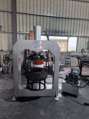Robusta statyczna 120-tonowa wózek widłowy hydrauliczna prasowa opona stała
