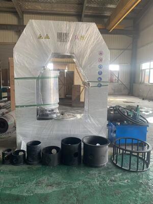 Maszyna do montażu/rozmontowania opon 500 ton Maszyna do prasowania opon stałych 11 kW 480 V z transformatorami CHINT, przełącznikami i kontaktorami